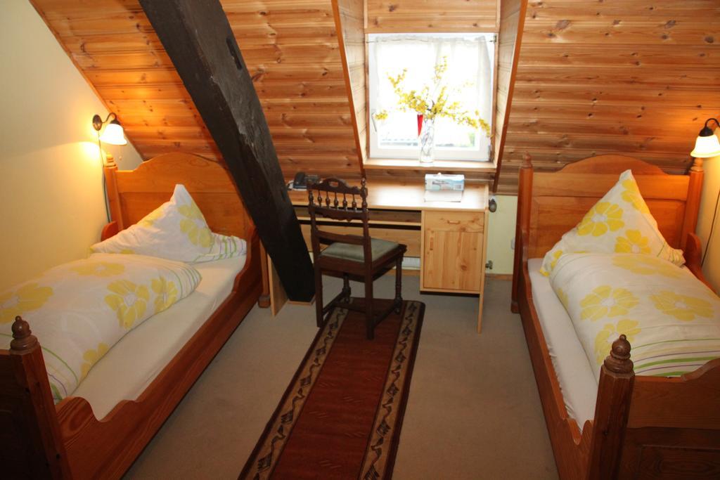 B&B Zum Treppchen Losnich Room photo