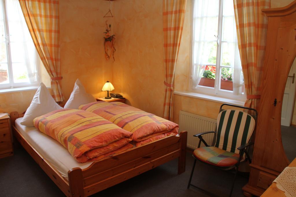 B&B Zum Treppchen Losnich Room photo